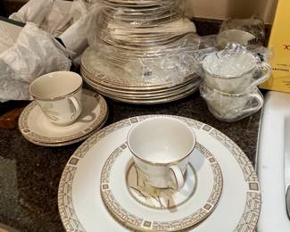 Royal Doulton "White Nile" china set