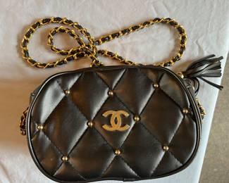 Faux Chanel purse