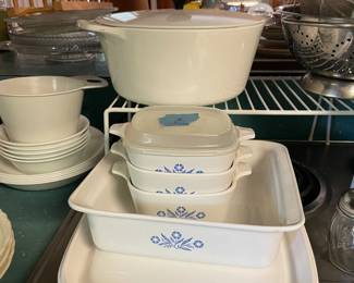 More cornflower - this time the Corning version. Whose came first do you think?  The Fire King or the Corning?  Or was it one of those things where they both just randomly decided to put out Blue Cornflower patterns that were similar but not identical.