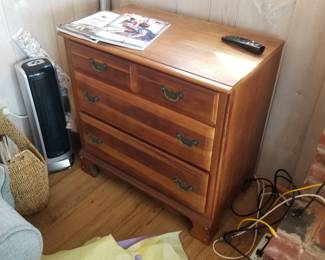 Small & sturdy dresser