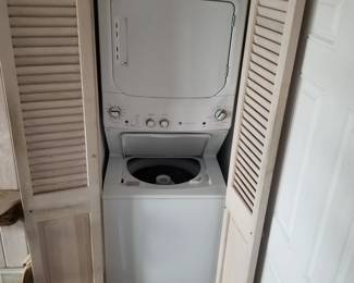 GE washer/dryer combo, dryer is electric