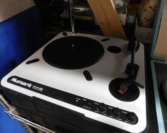 Numark record player
