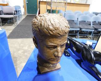 Kennedy bust