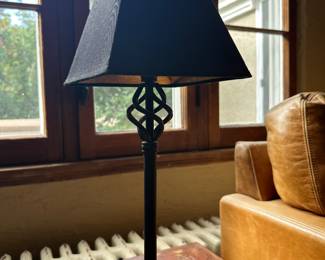 Table lamp