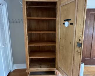 BUY IT NOW! $250 Oak Wardrobe Cabinet