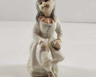 Vintage Tengra Figurine Handcrafted by Artisans in Valencia Spain Sitting and Looking up in the Sky