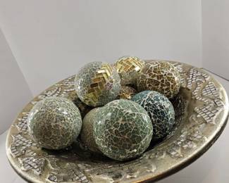 Round Crackled Glass Decorative Balls in a Mirrored Round Bowl