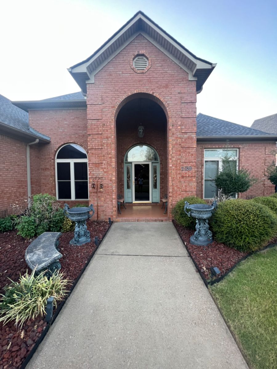 Cherry’s Estate Sales in Dyersburg, TN starts on 10/6/2023