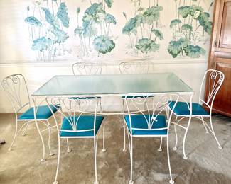 VINTAGE WROUGHT IRON TABLE WITH 6 CHAIRS