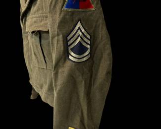 WWII U.S. Service Jacket (6th Armored Division Patch)