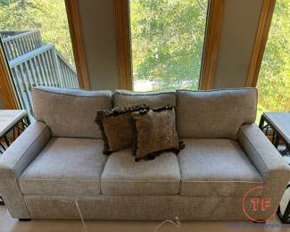 MITCHELL GOLD + BOB WILLIAMS Carson Luxe Sofa