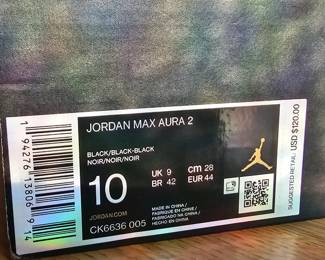 NIKE jordan Max Aura 2 shoes - NIB