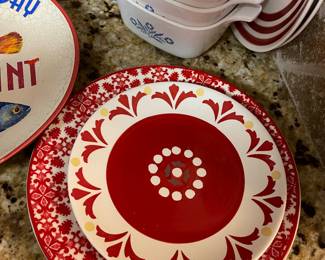 colorful dinnerware