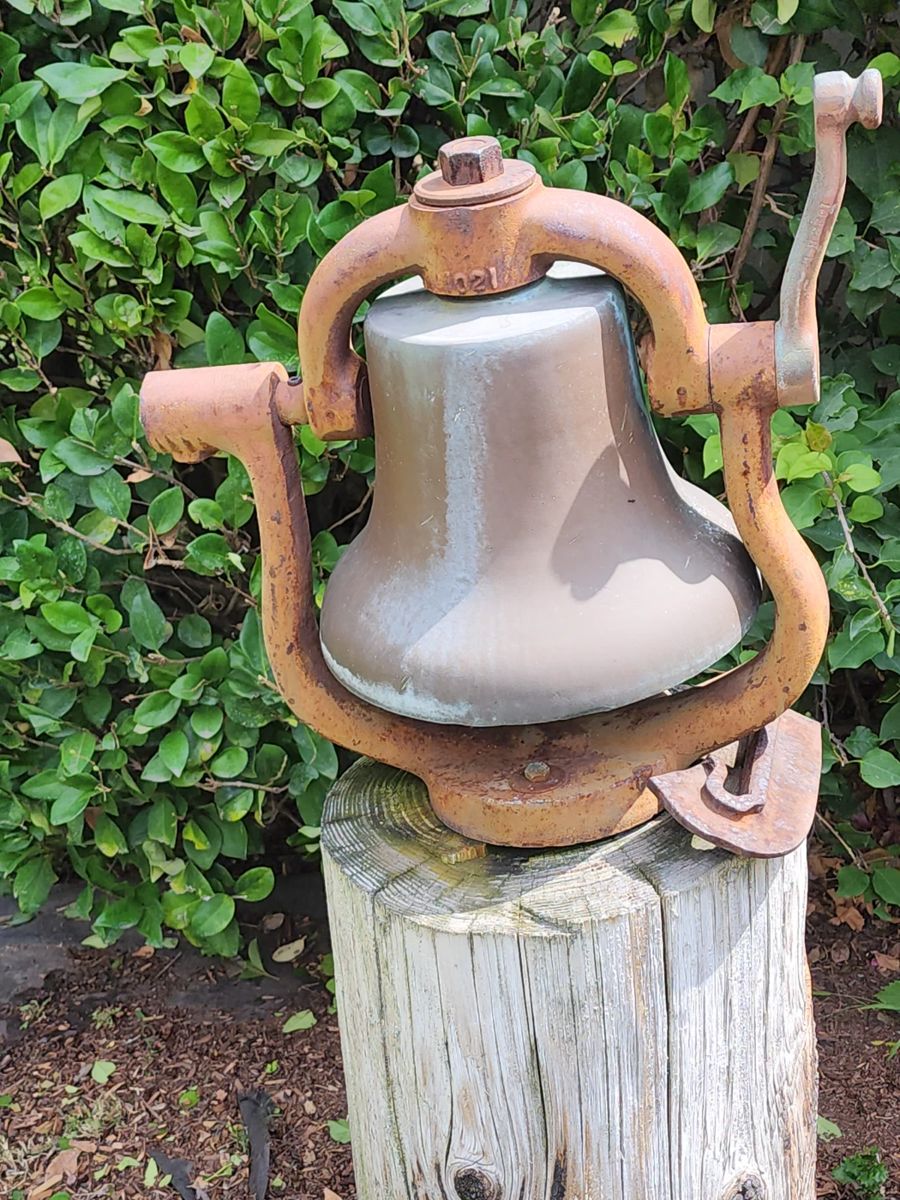 Beautiful Upland estate sale By Estate Sale... starts on 10/21/2023