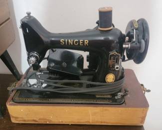 Singer Sewing Machine