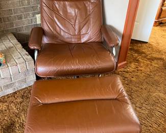 Kebe mid century style leather chair and ottoman 