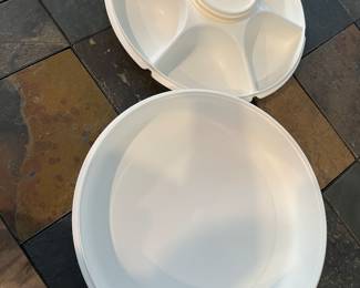 Tupperware Serving Center 