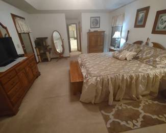 American Drew Oak king size bedroom set