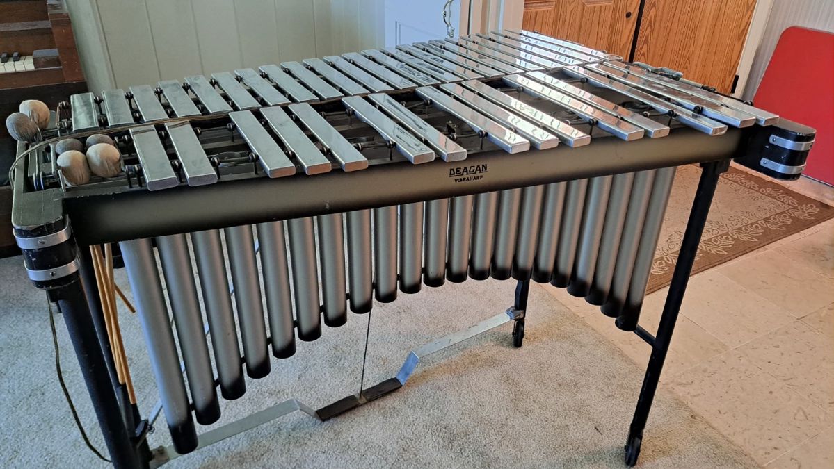 Sunnyside Estate Tag Sale in Fresno, CA starts on 10/6/2023