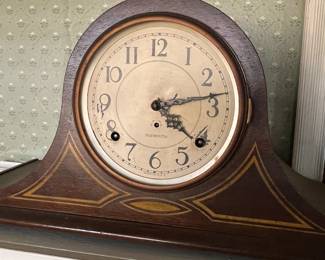 Mantle clock 