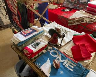 Christmas linens 
