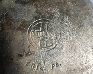 Griswold #6 small logo