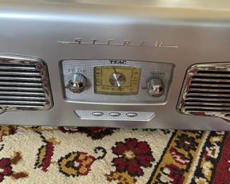 Stereo/record player