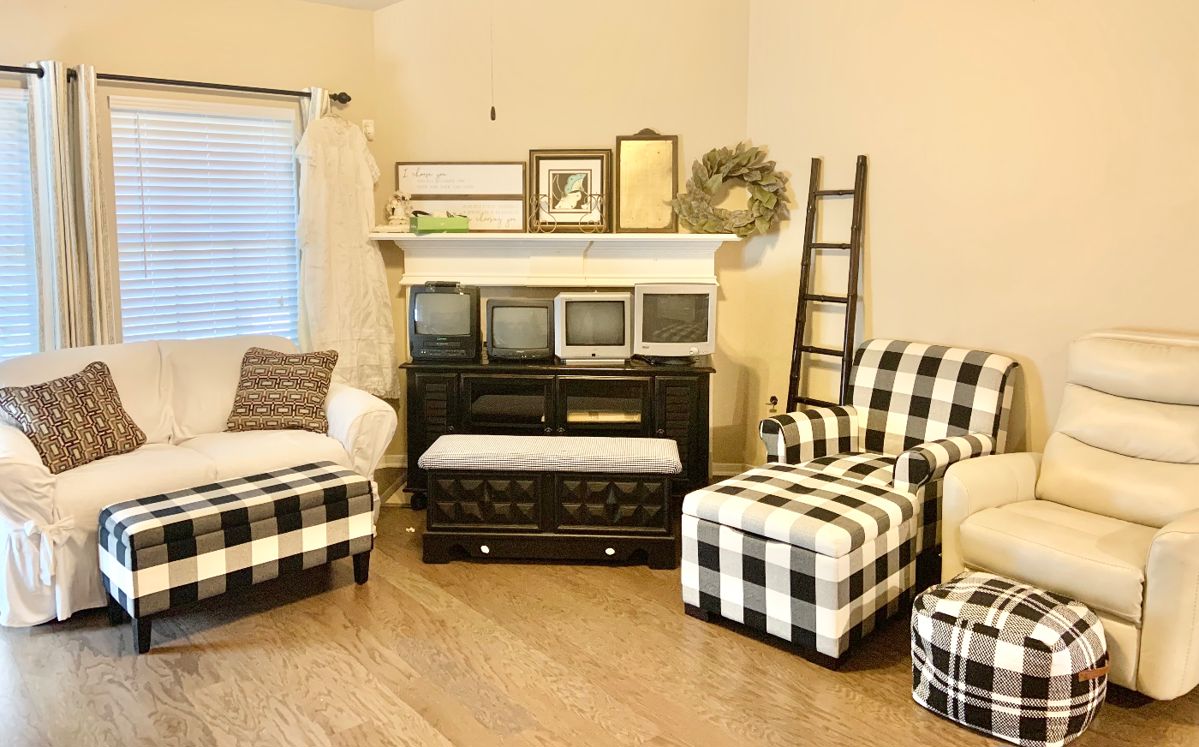 50 OFF Sunday! Early Bird Estate Sale in... starts on 10/7/2023