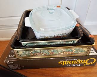 Vintage Pyrex and Corning Ware