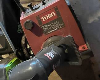 Toro snow blower