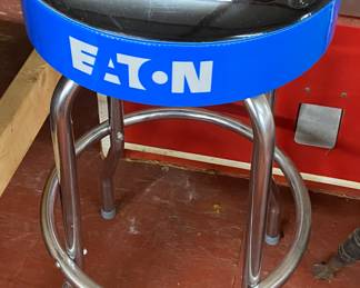 Eaton Premium Store Seat