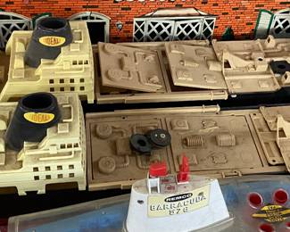 Two Ideal Phantom Raider Ships