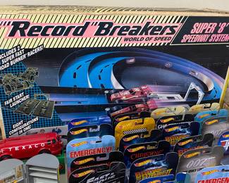 Record Breakers World of Speed Super 8 Speedway System