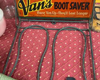 Van's Boot Saver Display