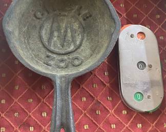 Circle Zoo Advertising Ashtray