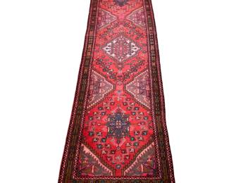 MODERN PERSIAN RUNNER | Contemporary Persian runner, wool pile, cotton warp & weft. - l. 120 x w. 32 in