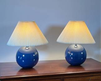 (2PC) PAIR ORB CERAMIC LAMPS | h. 18 x dia. 15 in (over shade)