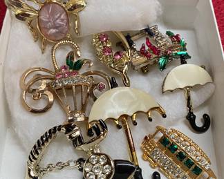 Assorted Vintage Brooches