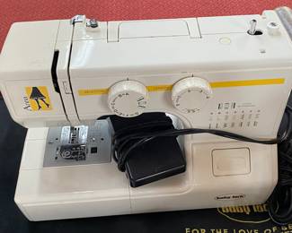 Baby Lock Anna Sewing Machine