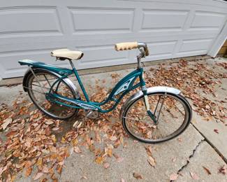 Saturn Vintage Bicycle