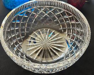 This is a beautiful Waterford Crystal Bowl! Excellent condition! Signed! 