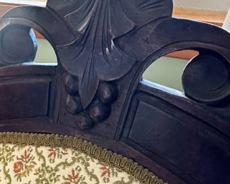 Got the key today! Initial walk through photos! MORE TO COME DAILY! Victorian Settee! VERY NICE! 