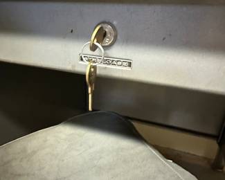 Even has the ORIGINAL set of keys! 