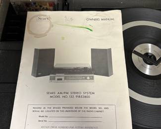 This is a nice vintage SEARS Stereo with AM/FM Cassette! 