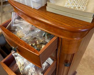 MORE TO COME DAILY! Spent the afternoon researching, bagging and pricing a ton of Jewelry! Necklaces, bracelets, earrings, rings, brooches and watches! Sterling! Makers: Swarovski, B. David, Weiss, J. Ritter and others! 