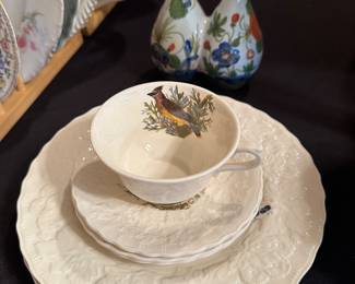 Alfred Meakin English Bird Plates, Saucers and Tea Cup! 