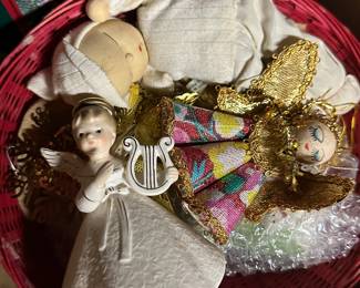 Got the key today! Initial walk through photos! MORE TO COME DAILY! Boxes of Vintage Holiday! 