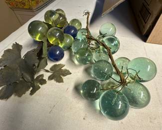 Got the key today! Initial walk through photos! MORE TO COME DAILY! Vintage Lucite Acrylic Grape Clusters! 