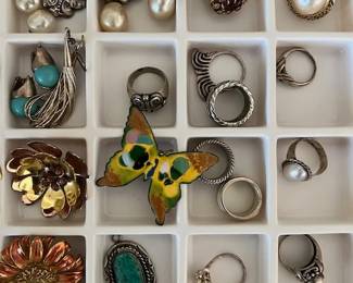 various sterling silver rings including Tiffany and Co. knot ring