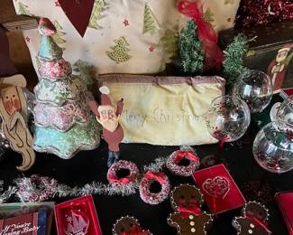 Christmas decor/pillows